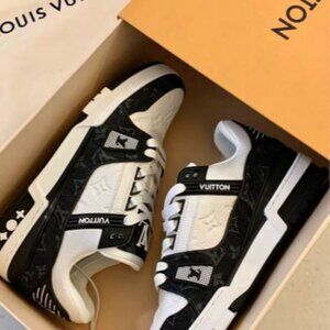 Louis Vuitton Men's Black and White Trainer Size 44